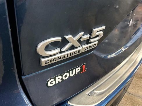 Used 2023 MAZDA CX-5 Signature image 9