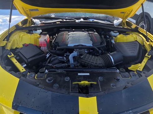 Used 2017 Chevrolet Camaro SS image 21