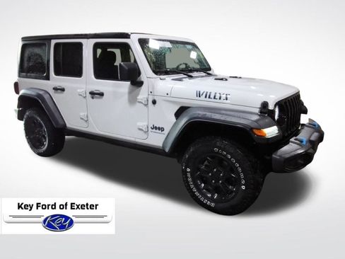 Used 2023 Jeep Wrangler Unlimited w/ Cold Weather Group AWD/4WD image 1