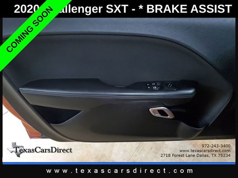 Used 2020 Dodge Challenger SXT w/ Blacktop Package RWD image 7