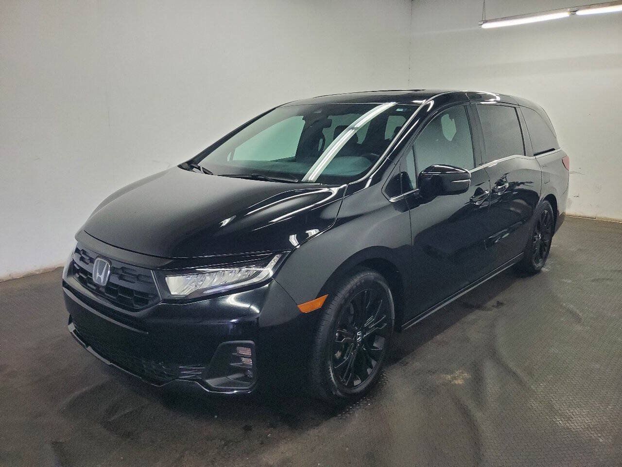 Used 2025 Honda Odyssey Sport-L image 1