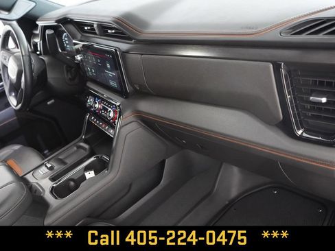 Used 2024 GMC Sierra 2500 AT4 w/ AT4 Preferred Package AWD/4WD image 27