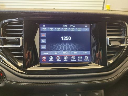 Used 2021 Dodge Durango SXT image 25