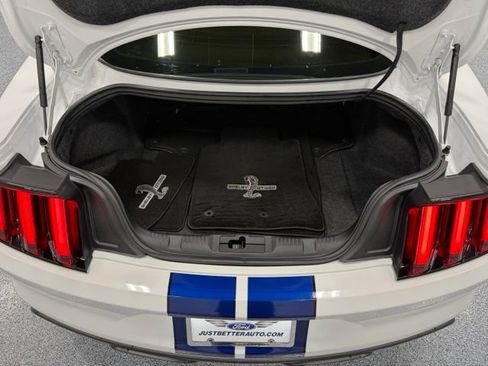 Used 2016 Ford Mustang Shelby GT350 w/ Technology Package RWD image 39