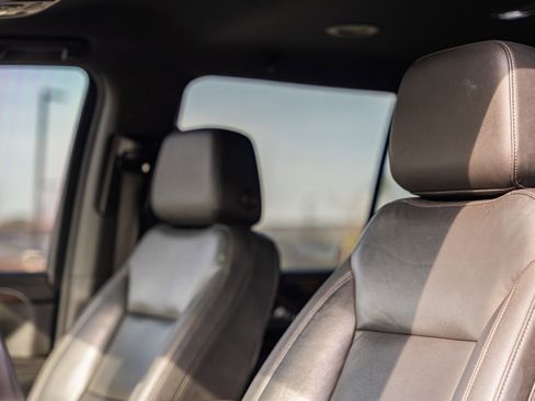 Used 2021 Chevrolet Tahoe LT image 25