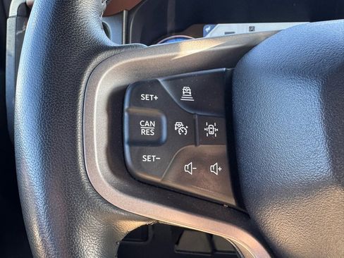 Used 2024 Ford Bronco Outer Banks image 13