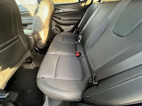 Used 2025 Buick Encore GX Preferred image 25