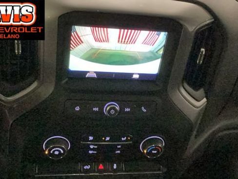 Used 2021 Chevrolet Silverado 1500 Custom w/ Custom Max Trailering Package AWD/4WD image 18