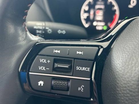 Used 2024 Honda HR-V Sport image 15