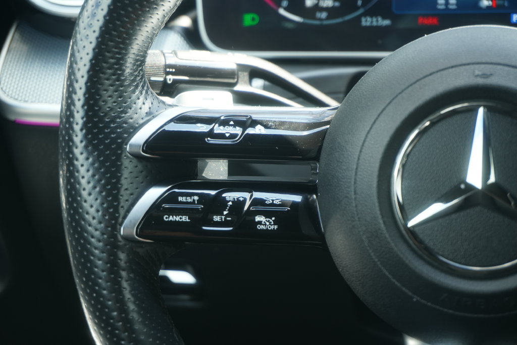 Used 2024 Mercedes-Benz CLE 300 4MATIC Coupe image 13