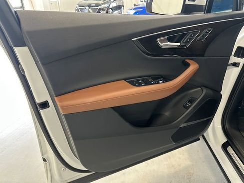 Used 2023 Audi Q7 3.0T Premium Plus w/ Premium Plus Package image 31