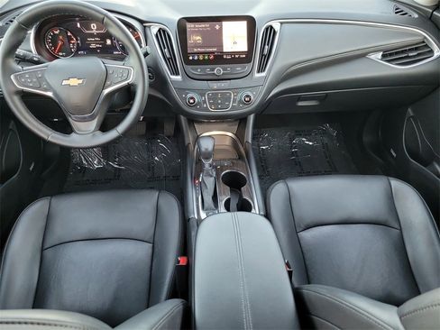 Used 2024 Chevrolet Malibu LT image 14