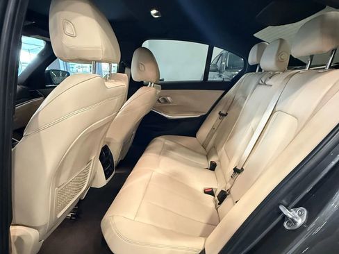 Used 2020 BMW 330i Sedan w/ Driving Assistance Package image 23