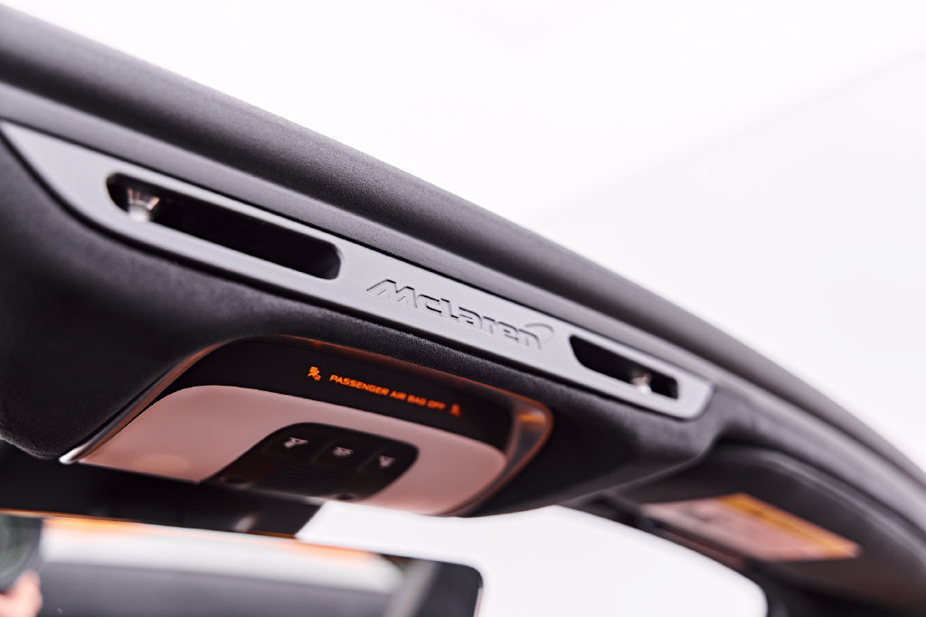 Used 2025 McLaren 750S Spider RWD image 90