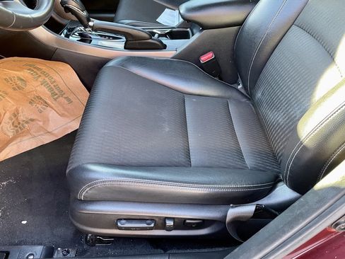 Used 2016 Honda Accord Sport image 19