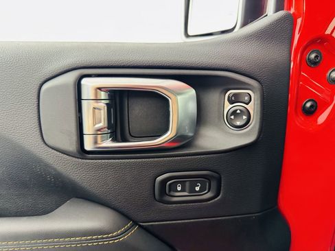 New 2025 Jeep Wrangler Unlimited Sahara image 6