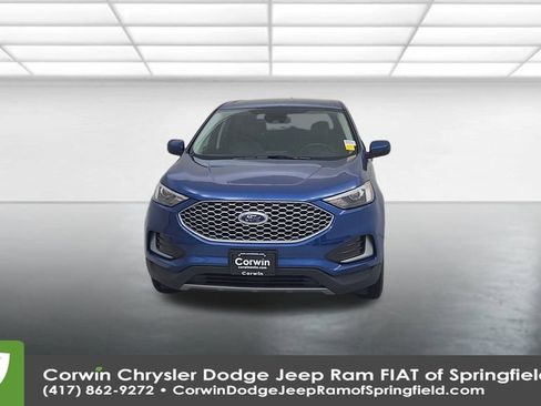 Used 2023 Ford Edge SEL image 5