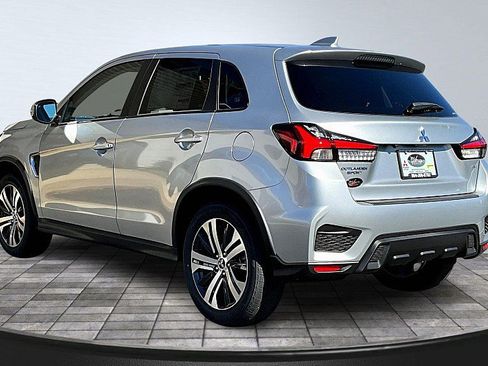 New 2025 Mitsubishi Outlander Sport SE image 3