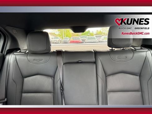 Used 2025 Cadillac XT4 Premium Luxury AWD/4WD image 39