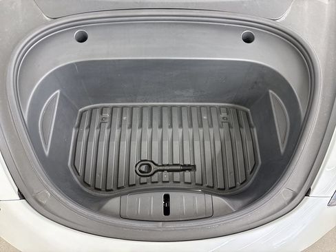 Used 2021 Tesla Model 3 Standard Range Plus RWD image 23