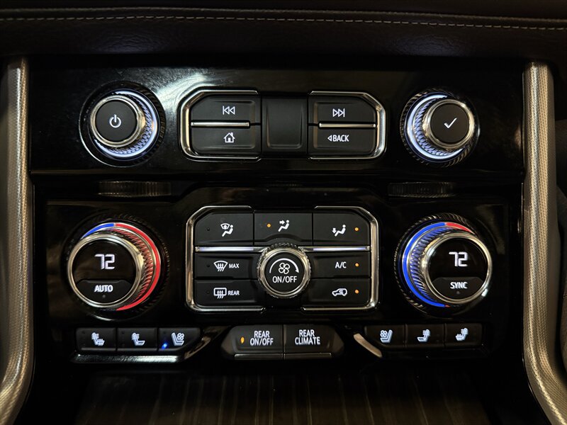 Used 2021 GMC Yukon Denali w/ Denali Premium Package AWD/4WD image 27