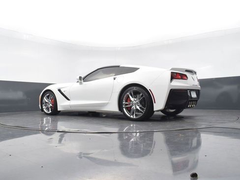 Used 2017 Chevrolet Corvette Stingray Coupe image 44