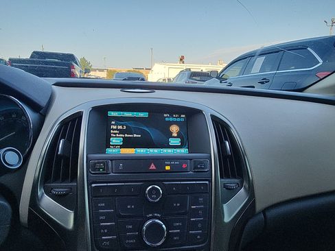 Used 2012 Buick Verano Leather FWD image 14