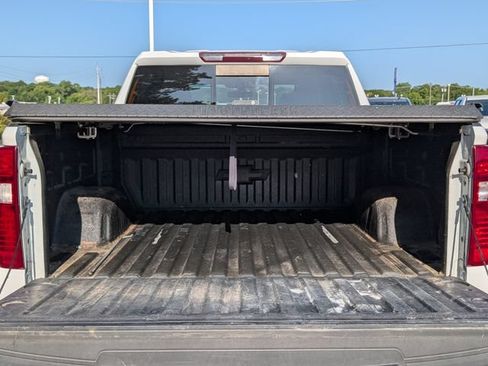 Used 2021 Chevrolet Silverado 1500 LT w/ Texas Edition Plus AWD/4WD image 19