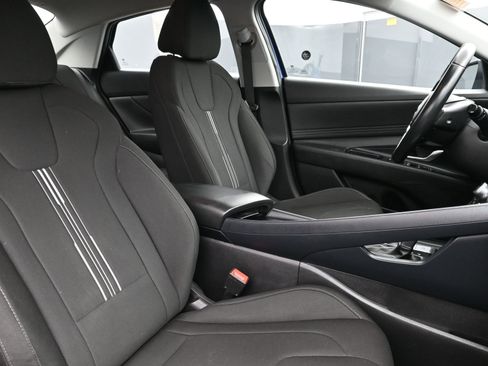 Used 2022 Hyundai Elantra SEL w/ Convenience Package image 26