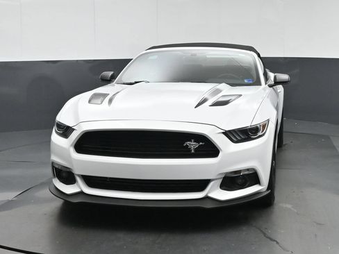 Used 2016 Ford Mustang GT Premium w/ Equipment Group 401A RWD image 2