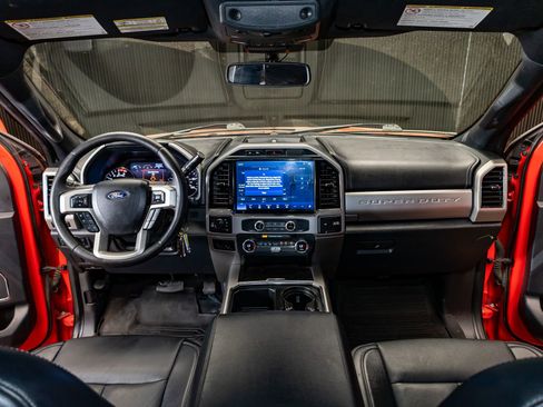 Used 2022 Ford F250 Lariat image 18