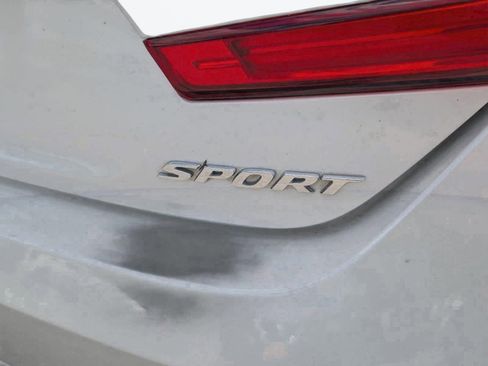 Used 2021 Honda Accord Sport image 8