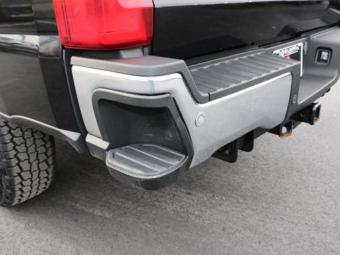 Used 2023 Ford F350 Lariat w/ FX4 Off-Road Package AWD/4WD image 15