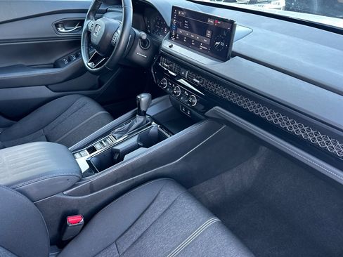 Used 2024 Honda Accord Sport image 15