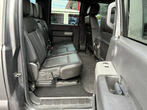 Used 2014 Ford F250 Lariat w/ Lariat Ultimate Package image 14