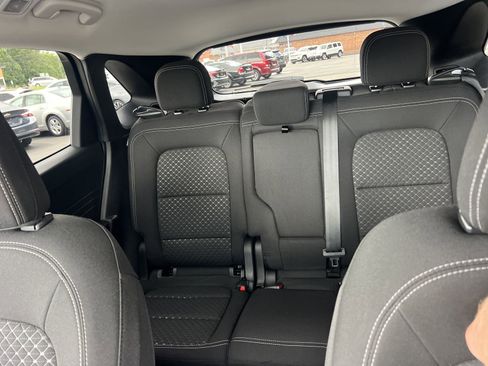 Used 2023 Ford Escape Active image 31