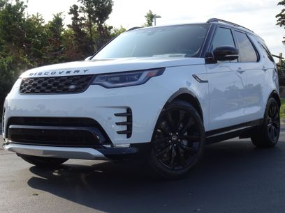 New 2026 Land Rover Discovery Dynamic SE