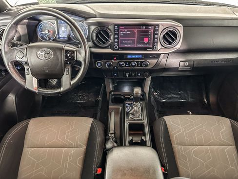 Used 2023 Toyota Tacoma TRD Sport image 13