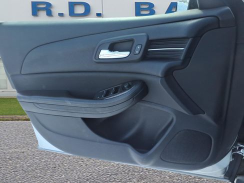 Used 2016 Chevrolet Malibu LTZ image 8