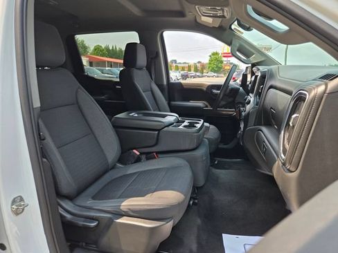 Used 2020 Chevrolet Silverado 1500 LT RWD image 19
