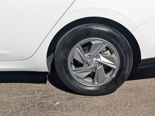 Certified 2024 Kia Forte LXS w/ LXS Technology Package FWD image 10