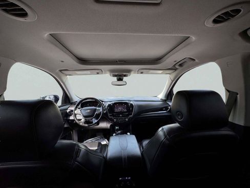 Used 2021 Chevrolet Traverse Premier w/ Redline Edition FWD image 42