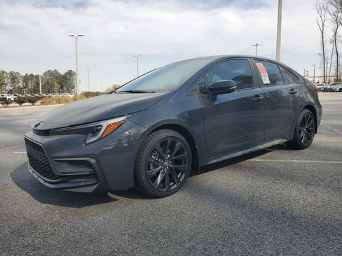 New 2026 Toyota Corolla SE image 3