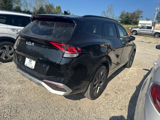 Used 2024 Kia Sportage SX FWD image 3
