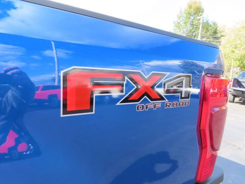 Used 2022 Ford F250 Lariat w/ Lariat Value Package image 16