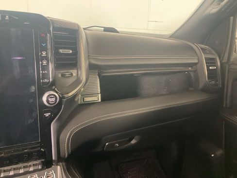 Used 2020 RAM 2500 Limited image 19