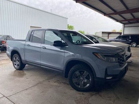 Used 2024 Honda Ridgeline TrailSport image 1