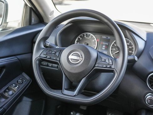 Used 2024 Nissan Sentra S FWD image 15