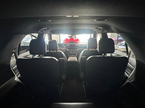 Used 2022 Ford Explorer ST-Line w/ Class IV Trailer Tow Package image 19