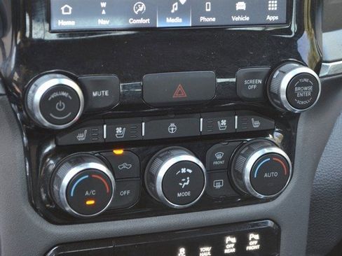 Used 2022 RAM 1500 Laramie w/ Sport Appearance Package image 30